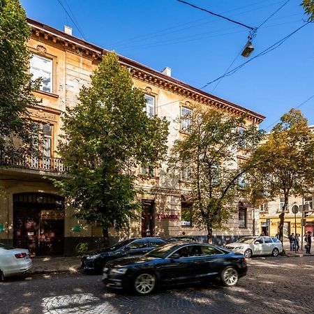 Alfa Apartments Kniazia Romana 11 Lviv Ngoại thất bức ảnh