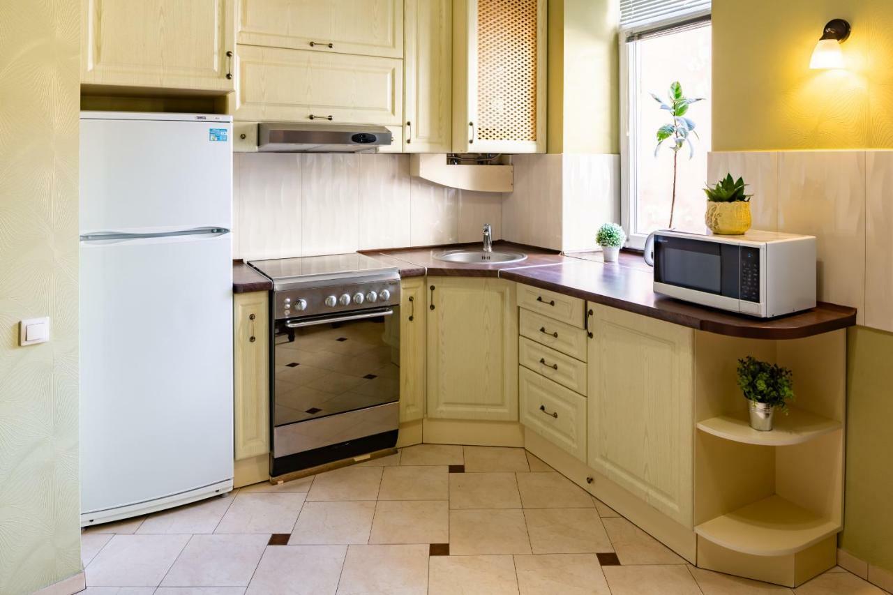 Alfa Apartments Kniazia Romana 11 Lviv Ngoại thất bức ảnh