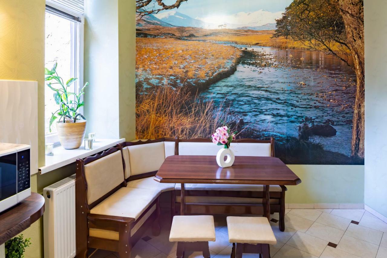 Alfa Apartments Kniazia Romana 11 Lviv Ngoại thất bức ảnh